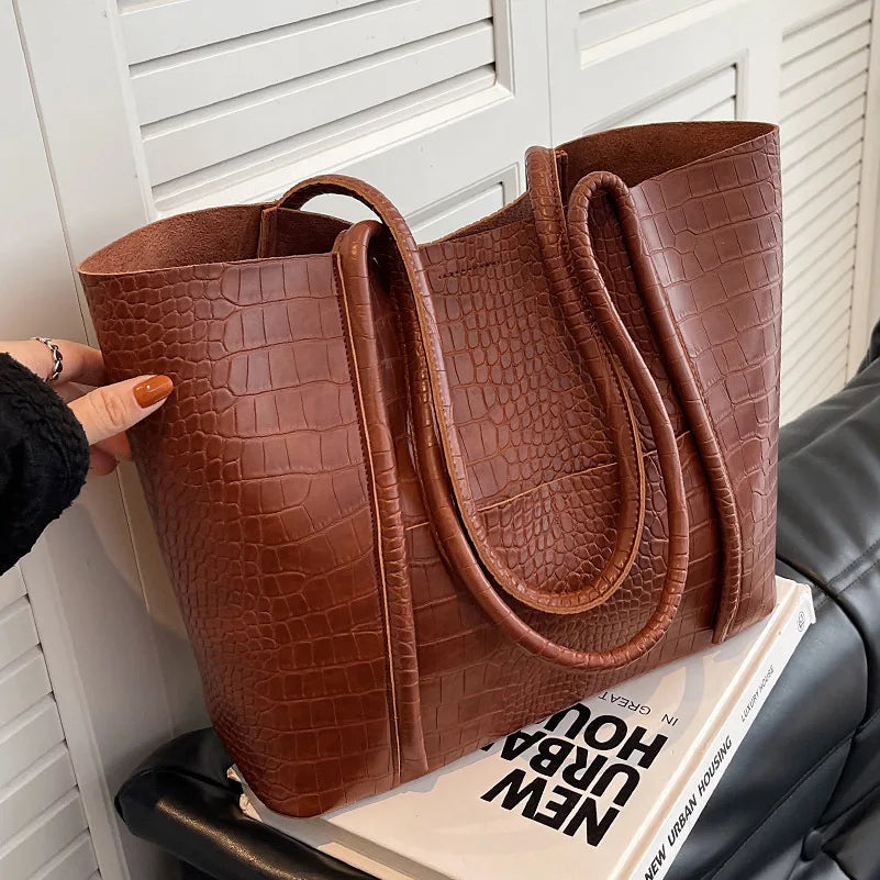 Christina™ | Sac à épaule raffiné